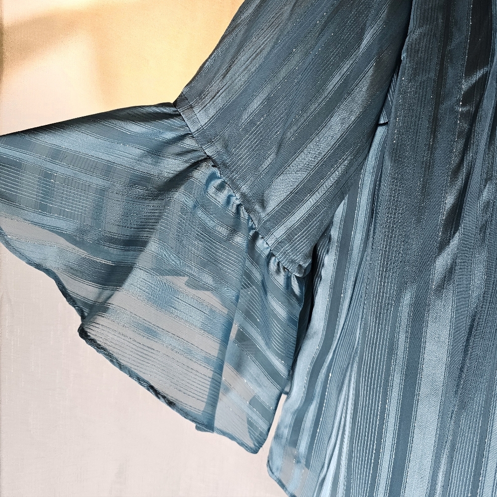 3/$20 Lauren Conrad L Tie Neck Ruffled Top - Picture 7 of 9